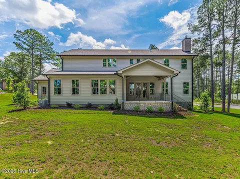 Exterior - 305 Sloan Ln, Pinehurst, NC 28374 photo 3 of 6