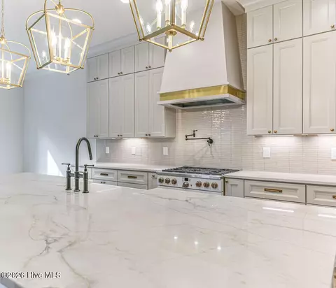 Kitchen - 305 Sloan Ln, Pinehurst, NC 28374 photo 5 of 11