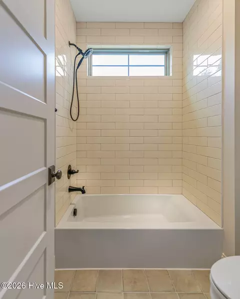 Bath - 305 Sloan Ln, Pinehurst, NC 28374 photo 8 of 8