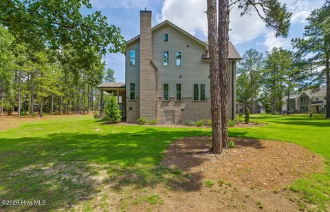 Exterior - 305 Sloan Ln, Pinehurst, NC 28374 photo 4 of 6