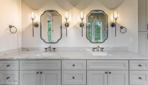Bath - 305 Sloan Ln, Pinehurst, NC 28374 photo 1 of 8