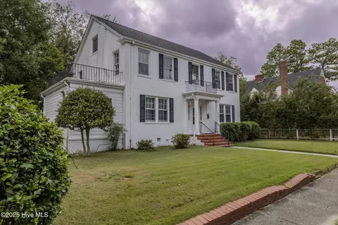 206 E 10th St, Lumberton, NC 28358