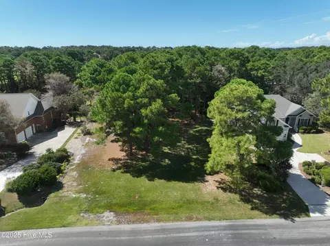 4434 Wildrye Dr SE, Southport, NC 28461