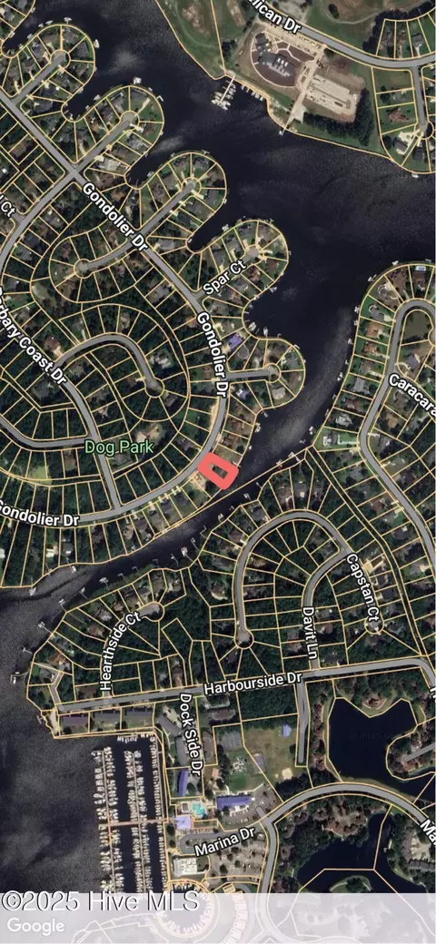 2-5710 Gondolier Dr, New Bern, NC 28560