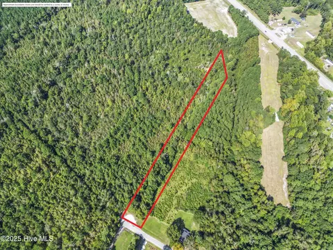 1 7ac Mcgowan Rd, Jacksonville, NC 28540
