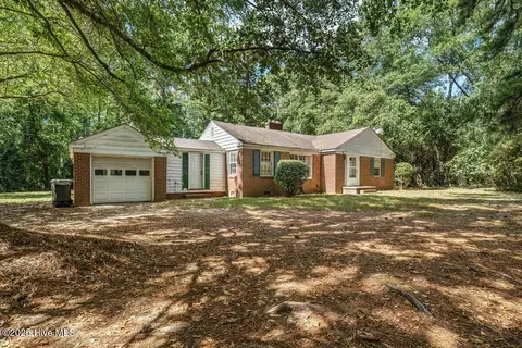 1809 S Slocumb St, Goldsboro, NC 27530