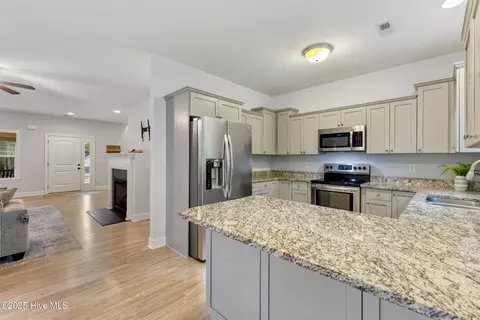 Kitchen - 220 Hickory Ln, Hampstead, NC 28443 photo 3 of 3