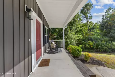 Exterior - 220 Hickory Ln, Hampstead, NC 28443 photo 4 of 8