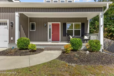 Exterior - 220 Hickory Ln, Hampstead, NC 28443 photo 3 of 8
