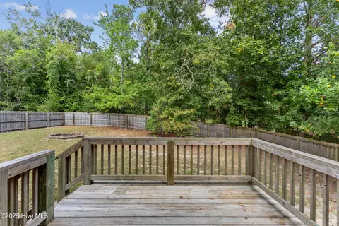 Exterior - 220 Hickory Ln, Hampstead, NC 28443 photo 6 of 8