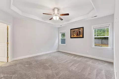 Entry Way - 220 Hickory Ln, Hampstead, NC 28443 photo 2 of 2