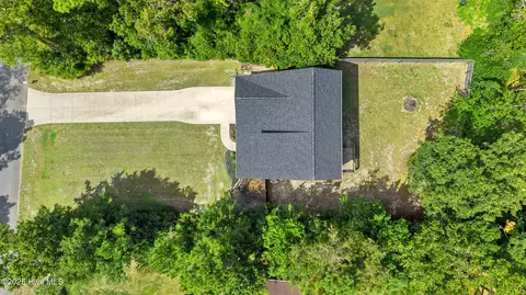 View/Area - 220 Hickory Ln, Hampstead, NC 28443 photo 1 of 5
