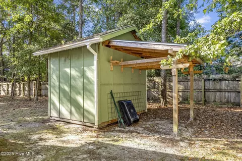 309 Masters Ln, Hampstead, NC 28443 photo 34