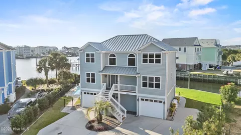 1030 Waterview Ct, Carolina Beach, NC 28428