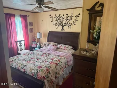 Bedroom - 106 White Oak Rd, Eure, NC 27935 photo 1 of 1