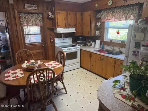 Kitchen - 106 White Oak Rd, Eure, NC 27935 photo 1 of 1