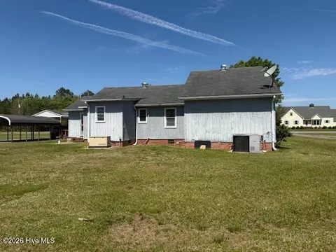 Exterior - 106 White Oak Rd, Eure, NC 27935 photo 2 of 5