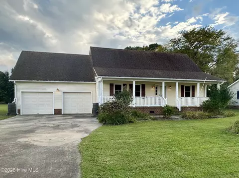 2505 Redgate Dr, Elizabeth City, NC 27909