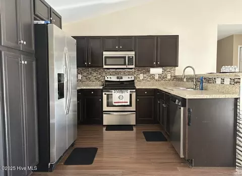 Kitchen - 131 Marcil Ln, Hampstead, NC 28443 photo 1 of 1