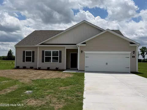 1833 Branson Ct, Farmville, NC 27828