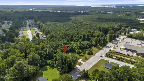 1610 Hargett St, Jacksonville, NC 28540