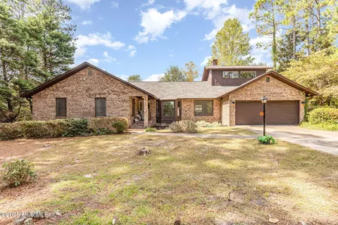 5 N Wrenn Pl, Jackson Springs, NC 27281
