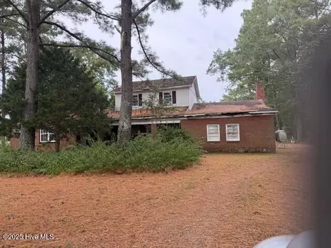 541 E Saluda Hall Rd, Ahoskie, NC 27910
