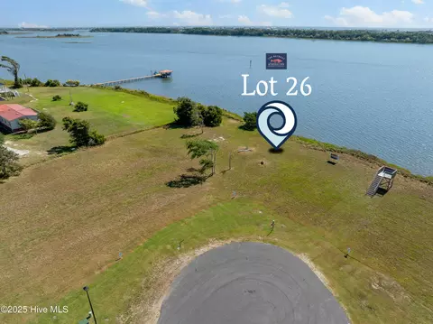 155 Bethea St, Holly Ridge, NC 28445