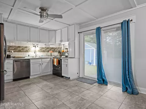 87 Crown Point Rd, Hubert, NC 28539 photo 6