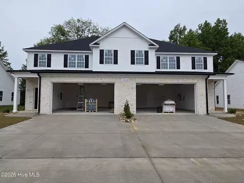 2016 Dartford Dr #A, Greenville, NC 27834