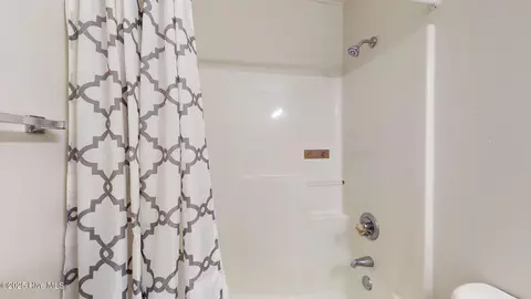 Bath - 3786 Dover Dr, Ayden, NC 28513 photo 1 of 4