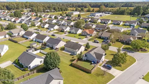 View/Area - 3786 Dover Dr, Ayden, NC 28513 photo 8 of 12