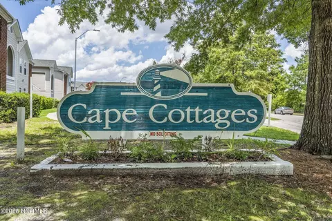 715 Clearwater Ct #A, Wilmington, NC 28405