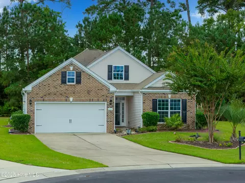 240 Cable Lake Cir, Calabash, NC 28467