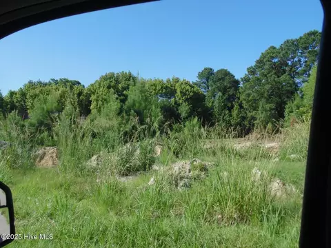 901 S King St, Windsor, NC 27983 photo 3