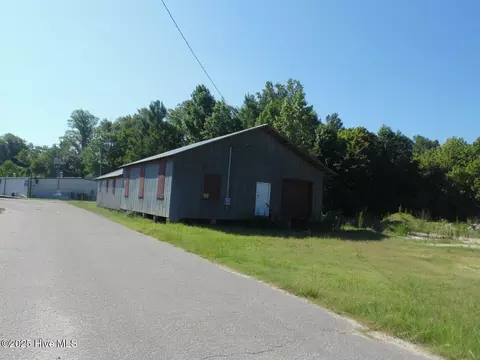 901 S King St, Windsor, NC 27983 photo 7