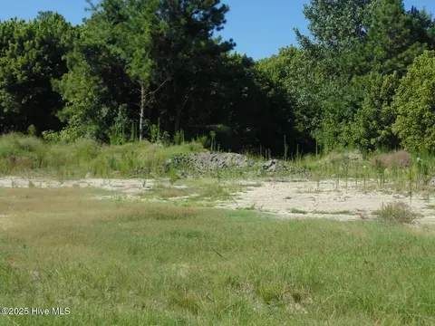 901 S King St, Windsor, NC 27983 photo 2