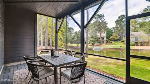 Exterior - 5 Sherwood Ct, Pinehurst, NC 28374 photo 2 of 7