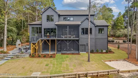 Exterior - 5 Sherwood Ct, Pinehurst, NC 28374 photo 7 of 7
