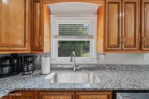 Kitchen - 648 Hughes Rd, Hampstead, NC 28443 photo 5 of 8