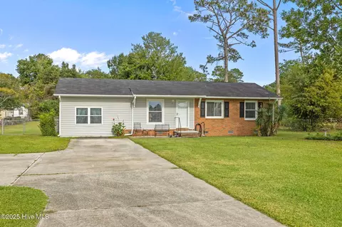 8202 Highway 70, Newport, NC 28570