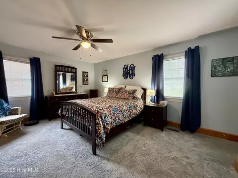 Bedroom - 1005 Pinecrest St, Williamston, NC 27892 photo 7 of 10