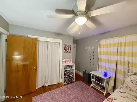 Bedroom - 1005 Pinecrest St, Williamston, NC 27892 photo 6 of 10