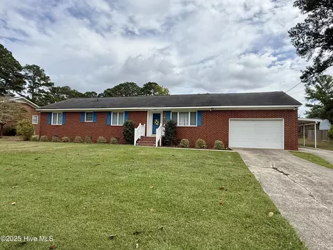 Other - 1005 Pinecrest St, Williamston, NC 27892 photo 1 of 7