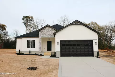 578 Forest Knolls Rd, Goldsboro, NC 27534