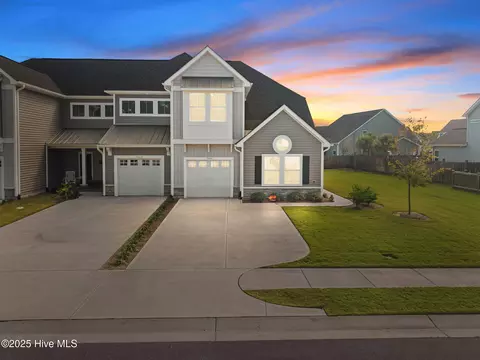 7400 Springwater Dr, Wilmington, NC 28411