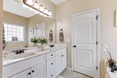Bath - 209 Conifer Dr, Hampstead, NC 28443 photo 2 of 3