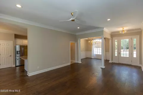 Living - 130 Tamarisk Ln, Pinehurst, NC 28374 photo 3 of 3