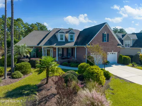 2702 Shady Pine Cir, Southport, NC 28461