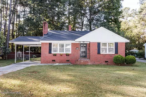 2813 Amherst Rd, Rocky Mount, NC 27804